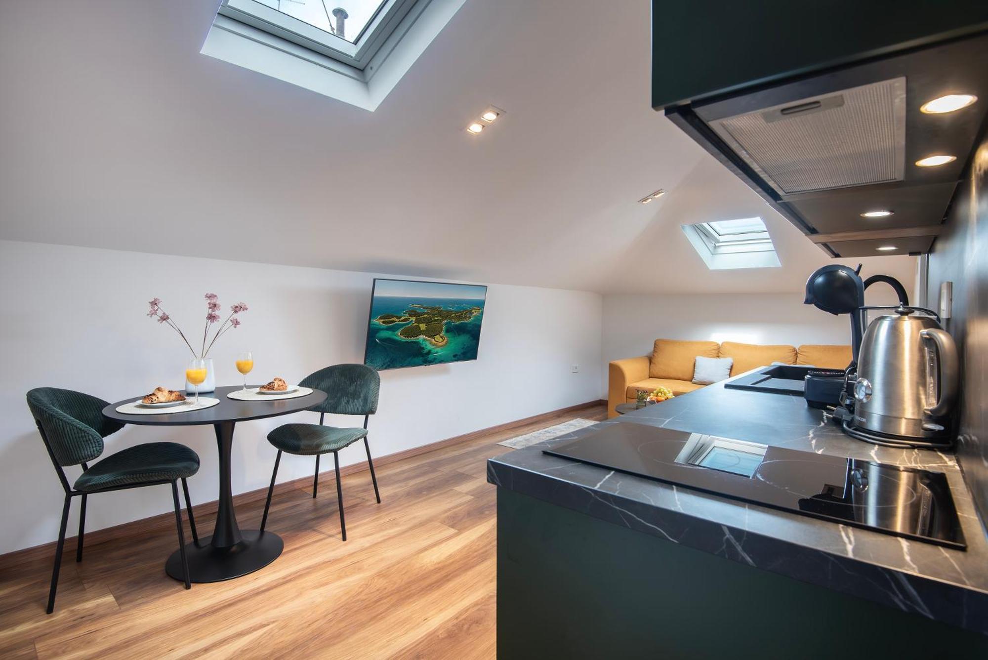 D&A Amphitheatre Premium Apartments With Free Parking PUY 외부 사진