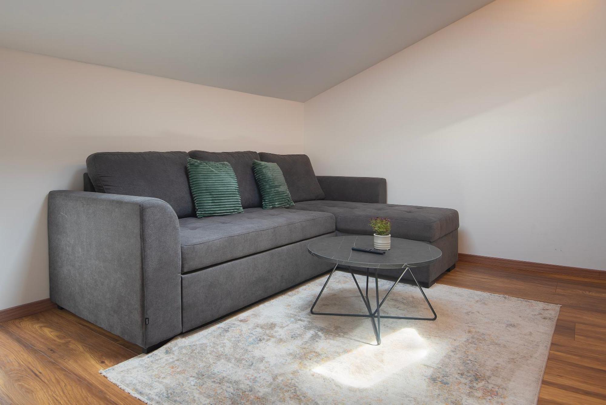 D&A Amphitheatre Premium Apartments With Free Parking PUY 외부 사진